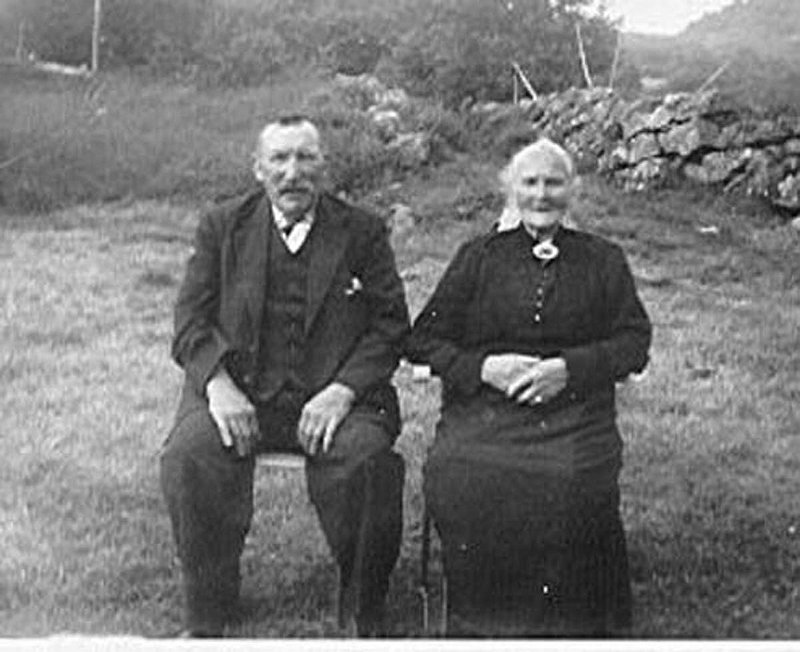 mo037.jpg - Kristoffer Rutledal og Paula, f. Humborstad ca. 1950